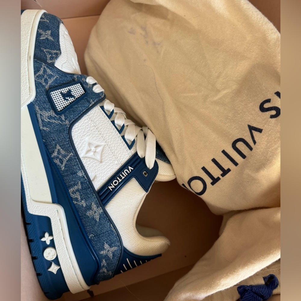 LouisVuitton LV trainer sneaker